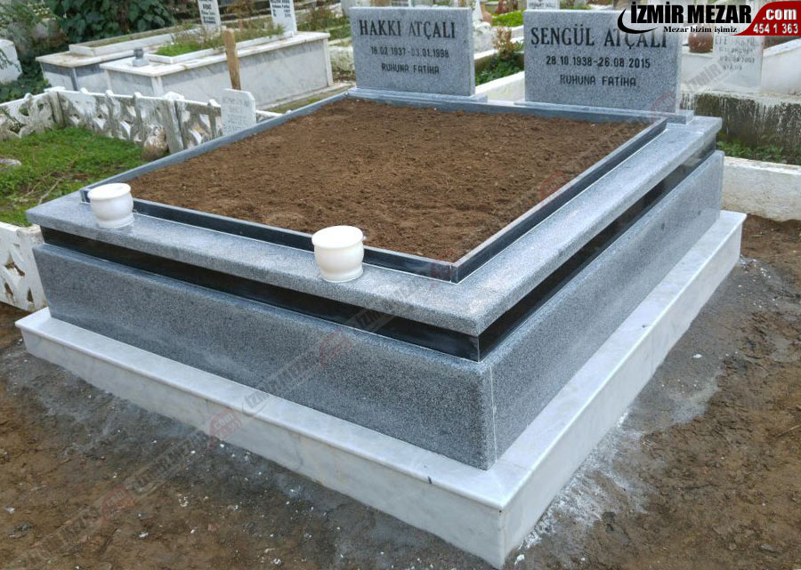 Granit aile mezarı