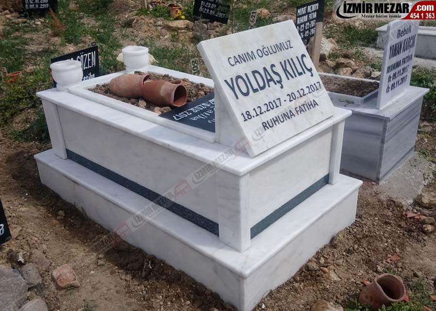 İzmir Mezar da Bebek Mezarı Ma 80