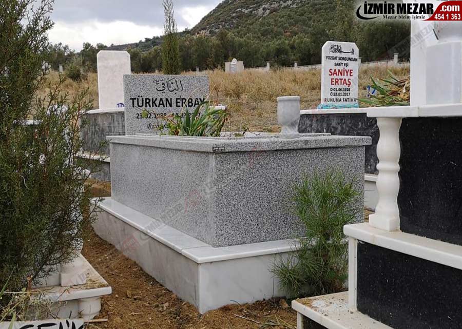 Edremit mezarlığı mezar yapımı