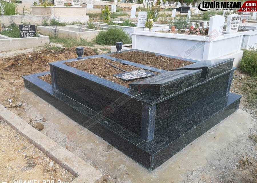 Urla mezarlığı  mezar yapımı