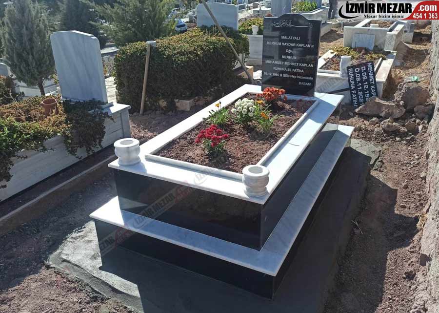 Foça Yeni Halk Mezarlığı | Foça Mezar Fiyatları